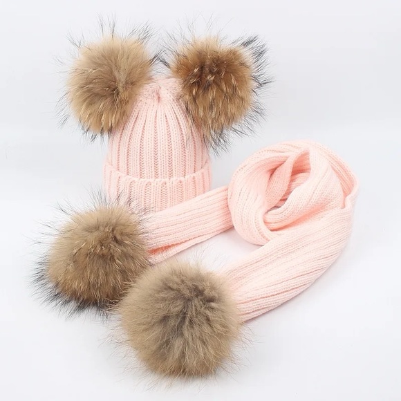 Pink Baby Hat & Scarf set with real fur decor - Picture 4 of 5